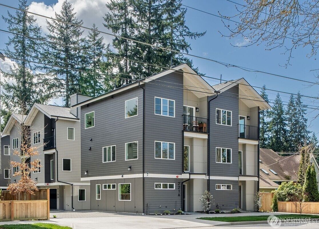 Property Photo: 221 NE 185th Street A WA 98155
