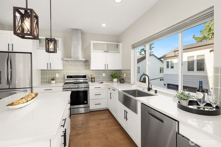 Property Photo:  2768 SW Holden Street  WA 98126 