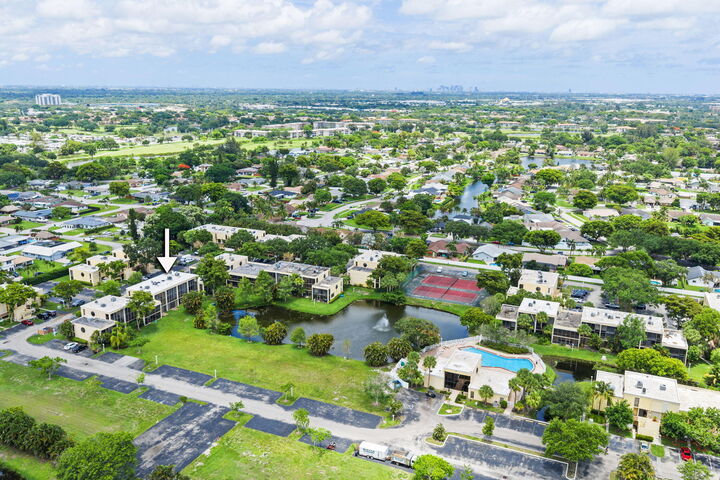 Property Photo:  2800 SW 87th Avenue 1111  FL 33328 
