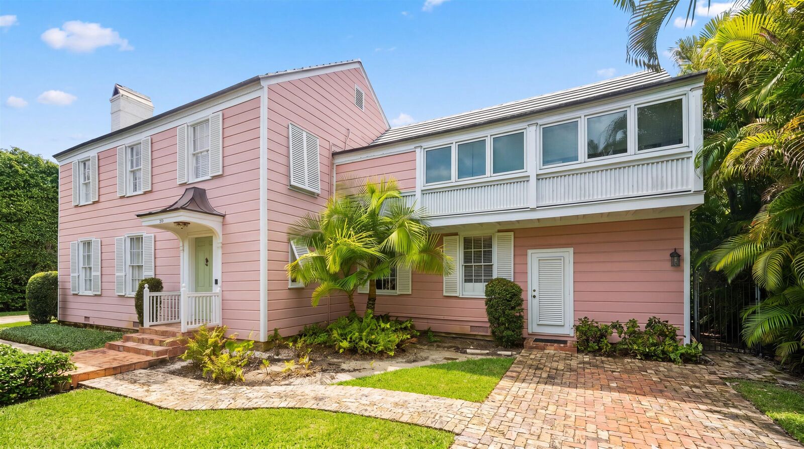 Property Photo: 258 Pendleton Avenue FL 33480