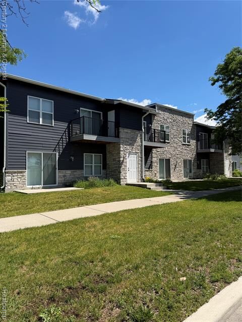 Property Photo:  1241 E Woodward Heights Boulevard  MI 48030 