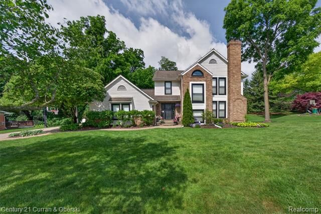 Property Photo: 30999 Sudbury Street MI 48331