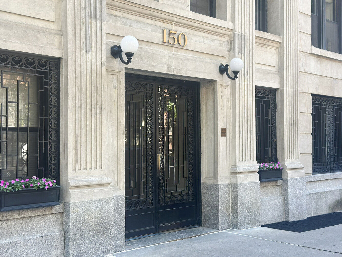 Property Photo:  150 W 95th Street 7A  NY 10025 