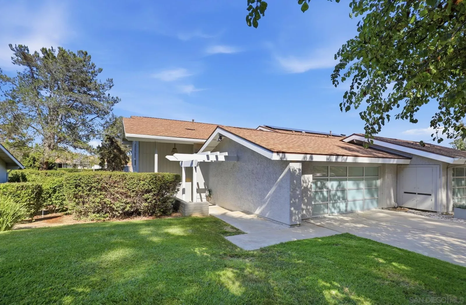 Property Photo:  2055 Caminito San Nicholas  CA 92037 