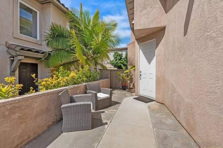 Property Photo: 926 Bryce Canyon Ave CA 91914