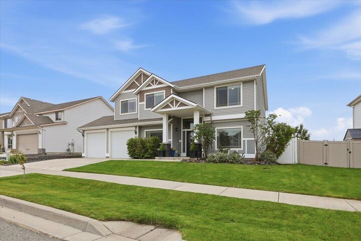Property Photo: 2718 W Heath Ave WA 99208
