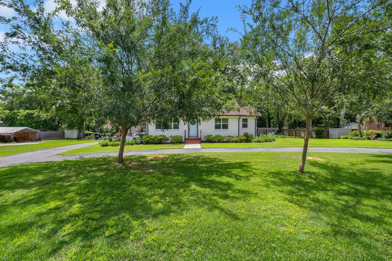 Property Photo:  1481 Spruce Avenue  FL 32303 