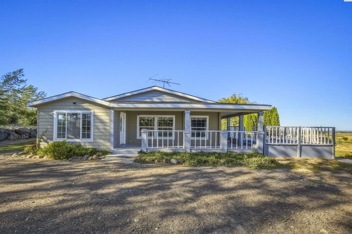 Property Photo:  20 Daniels Road  WA 99350 