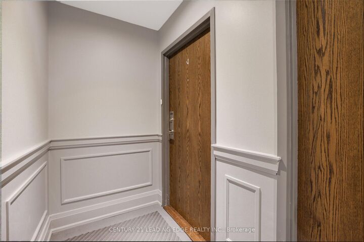 Property Photo: 64 Wells Street 408 ON L4G 1S9