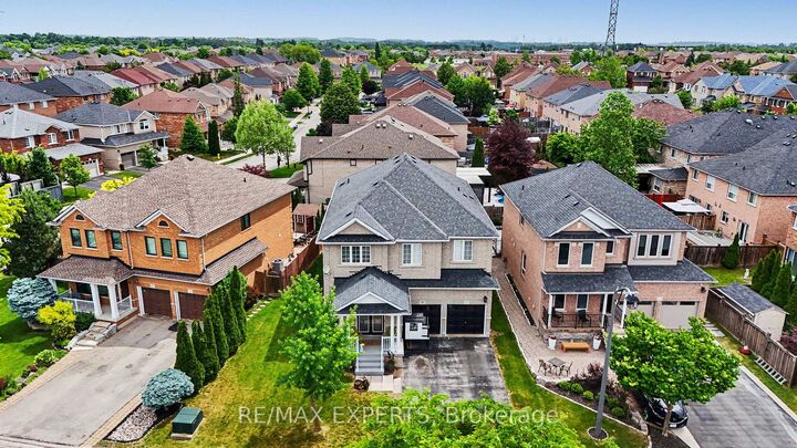 Property Photo: 15 Arrowood Crescent ON L4H 2R4