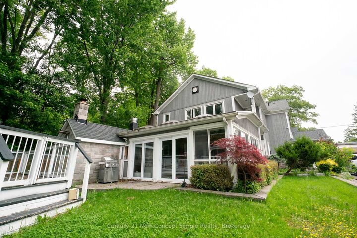 Property Photo: 116 Moray Avenue ON L4E 3E1