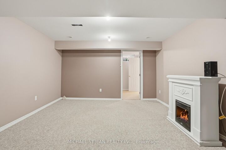 2393 Curtis Road — photo 1