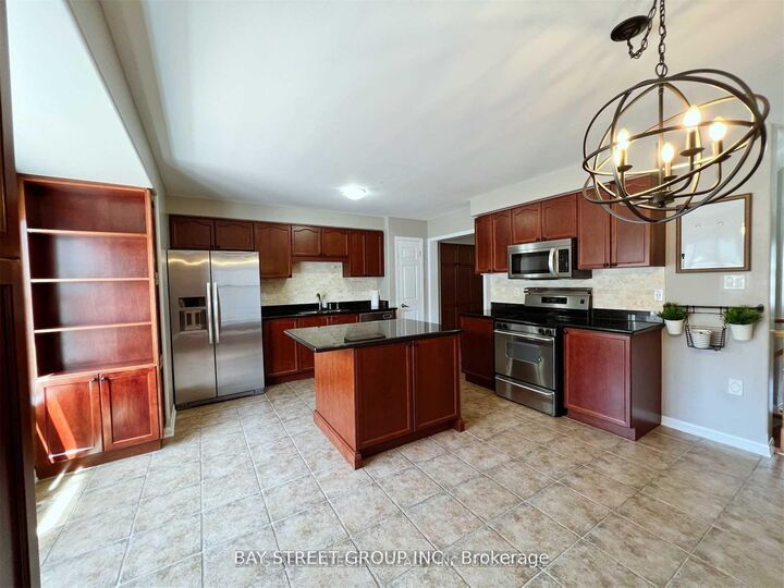 Property Photo: 656 Holly Avenue ON L9T 0G3