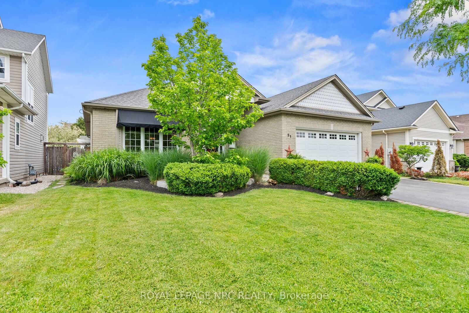 Property Photo: 31 Annmarie Drive ON L0S 1T0