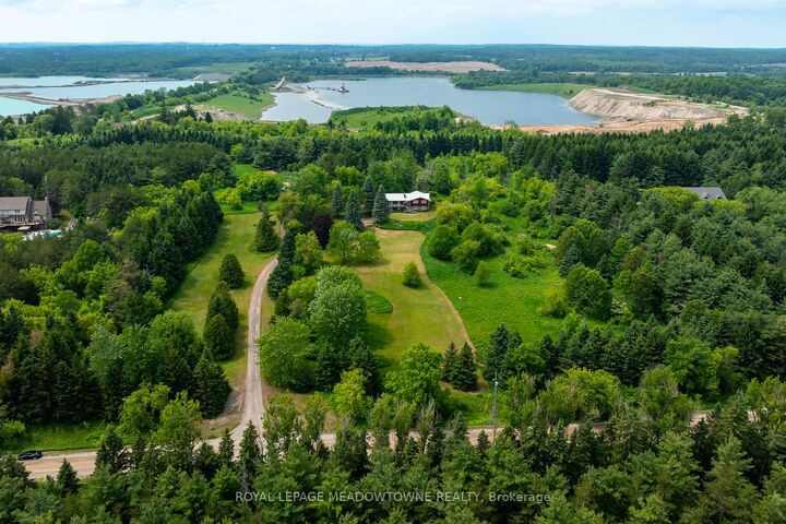 Property Photo: 3574 Escarpment Side Road ON L7K 1E7