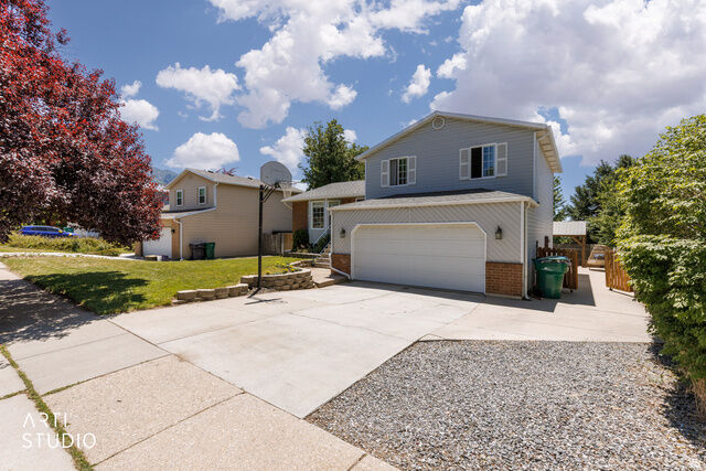 Property Photo:  1122 E 2400 N  UT 84040 