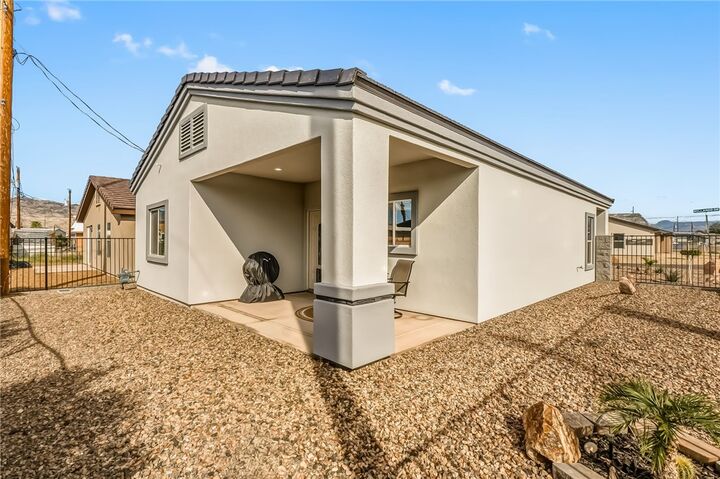 Property Photo: 1807 Rollando Drive AZ 86442