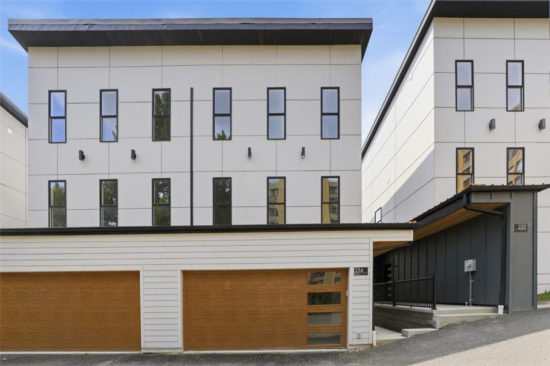 Property Photo: 234 Hidden Lane PA 15106