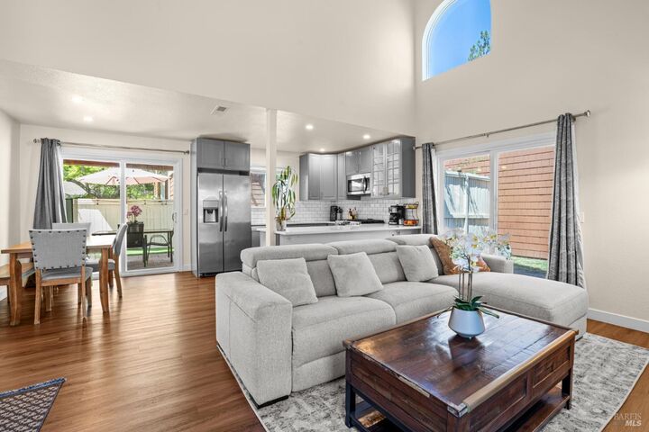Property Photo:  2706 Lakeview Drive  CA 95405 