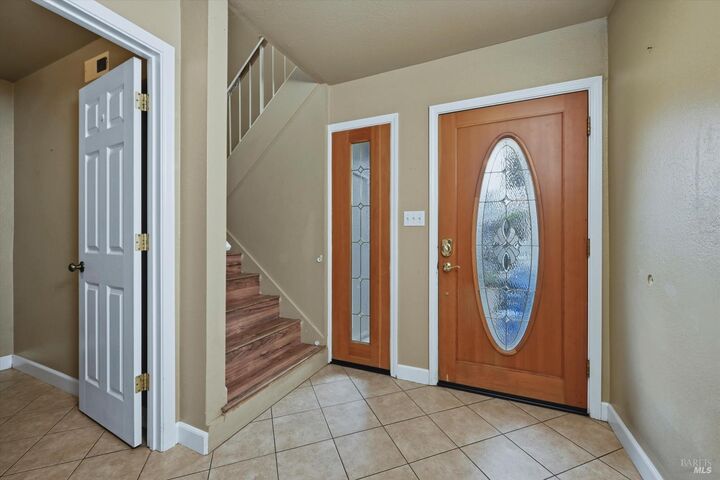 Property Photo:  1633 Montana Vista Street  CA 95453 