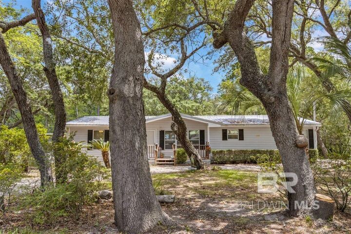 Property Photo: 25003 W Oak Ridge Drive AL 36561