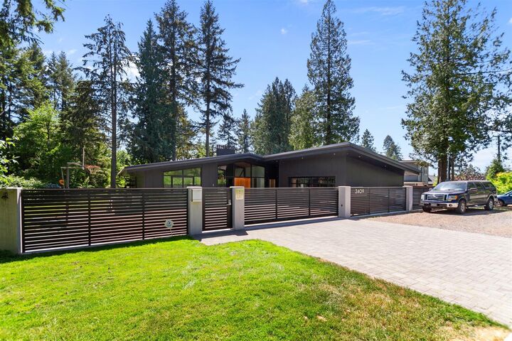 2409 Windridge Drive — photo 1