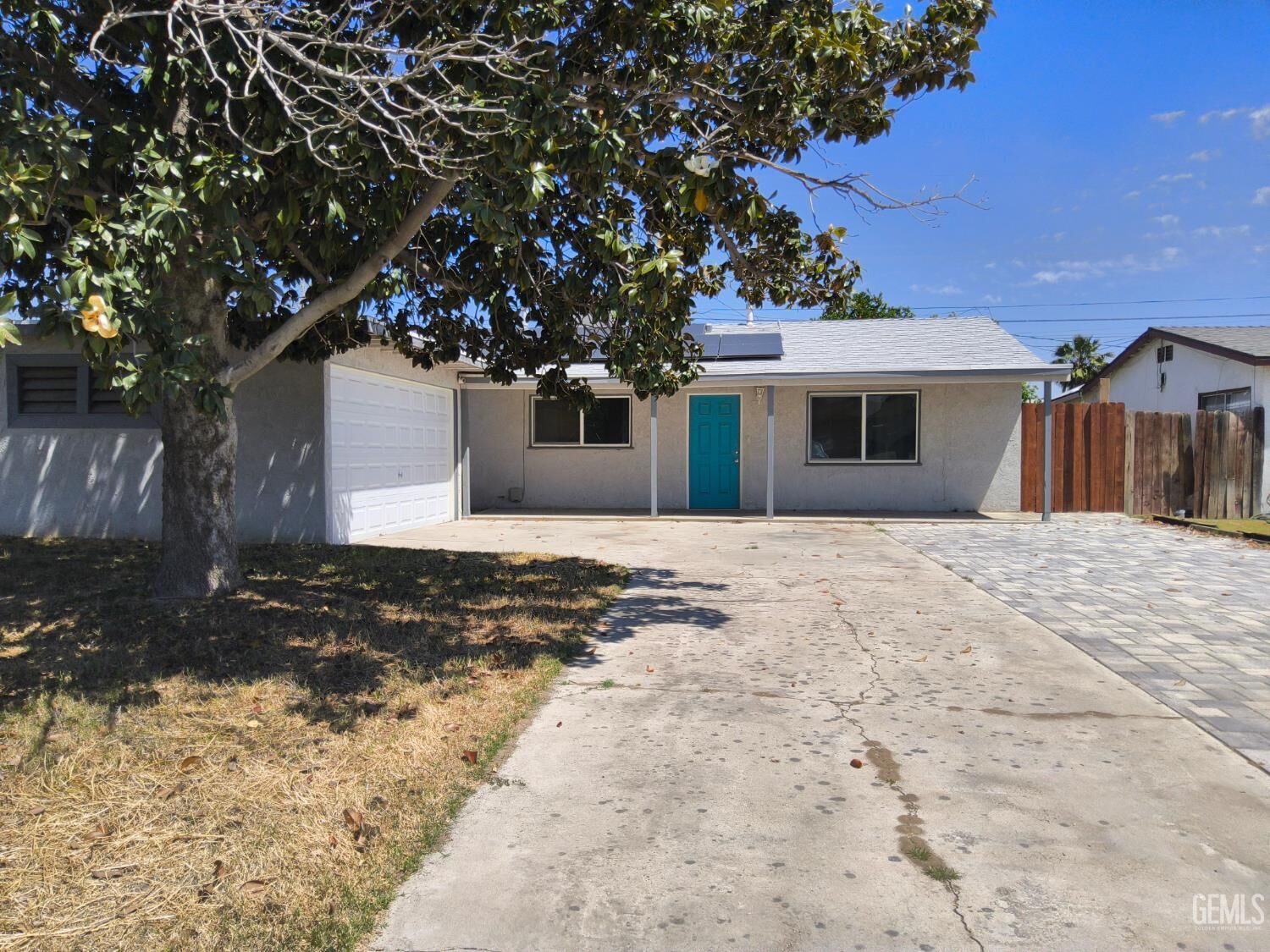 Property Photo:  2312 Castro Lane  CA 93304 