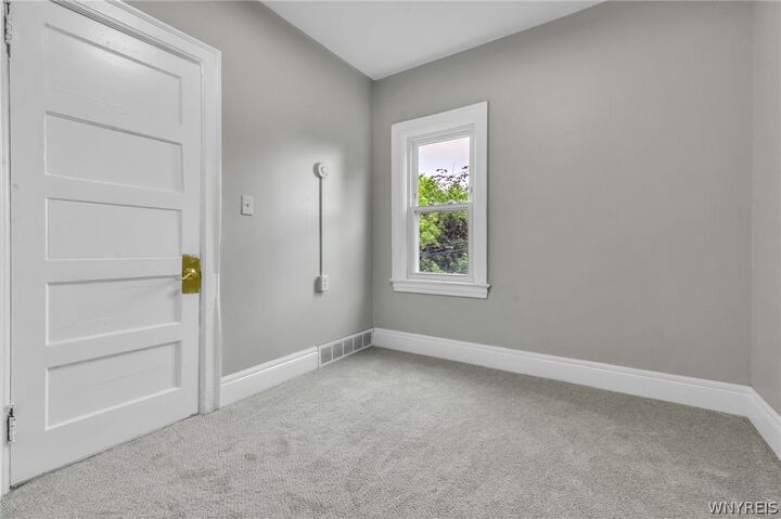 Property Photo: 602 Grant Street NY 14213