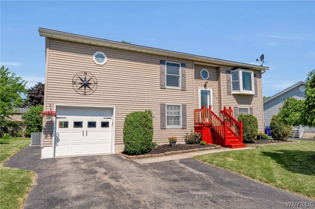Property Photo:  215 Summit Avenue  NY 14224 