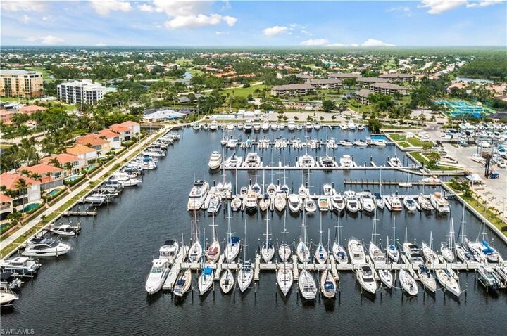 Property Photo:  2070 King Tarpon Dr  FL 33955 