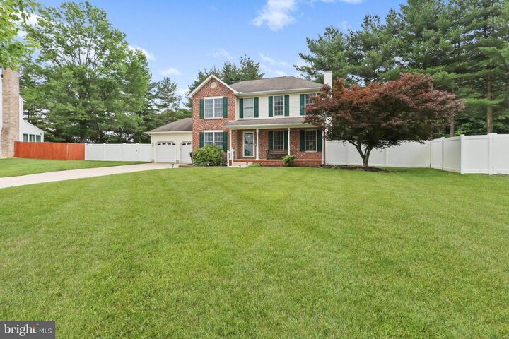 Property Photo:  7 Pin Oak Drive  DE 19904 