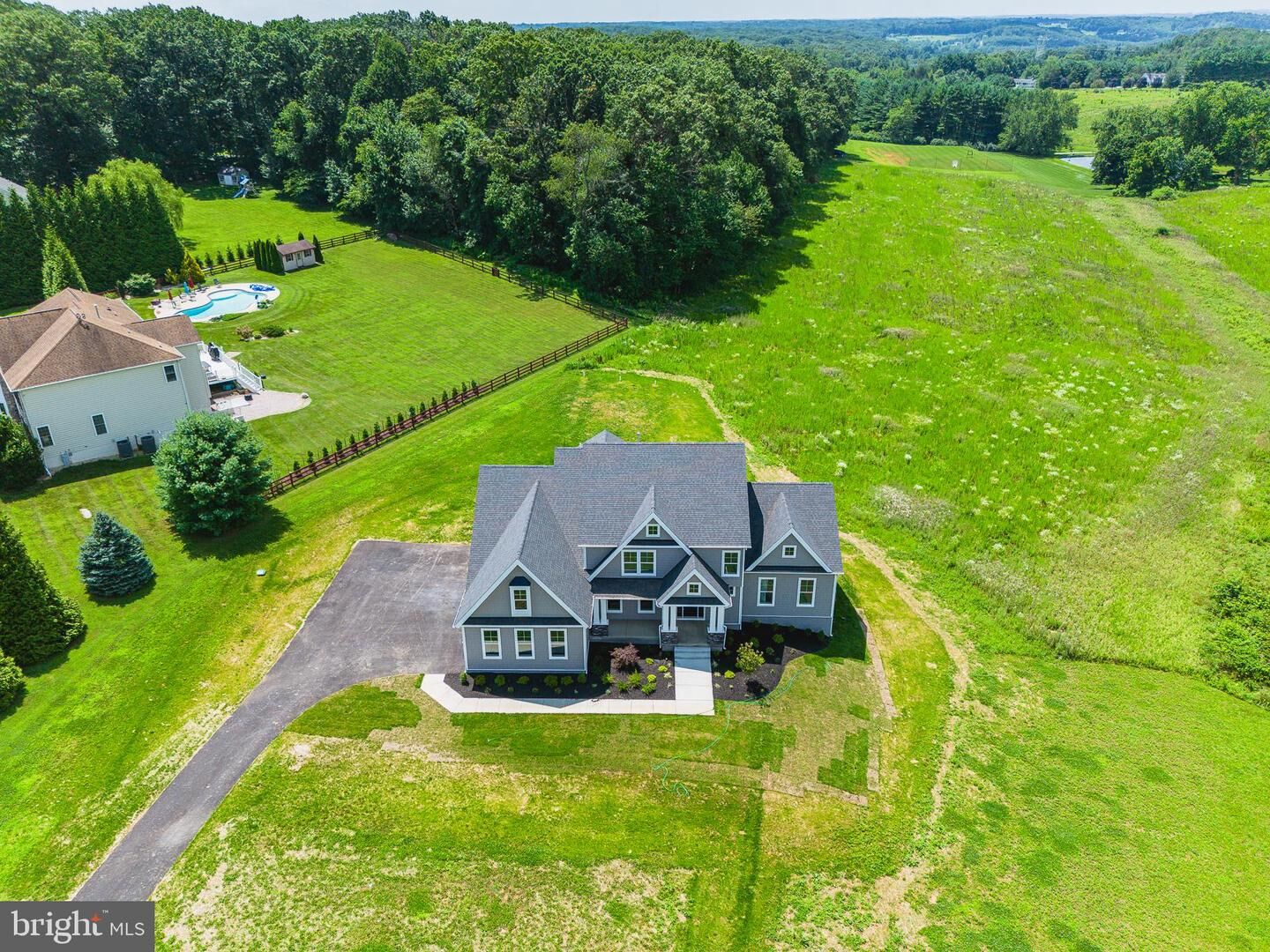 Property Photo:  1605A Oakland Road  MD 21053 