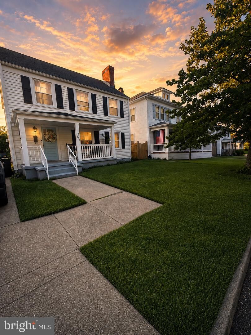 Property Photo:  811 Charlotte Street  VA 22401 