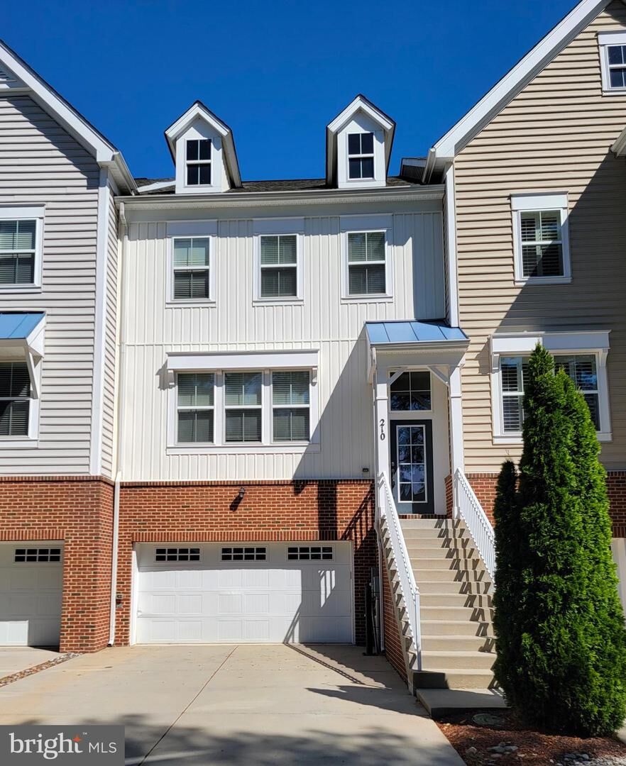 Property Photo: 210 Oyster Bay Place C2 MD 20688