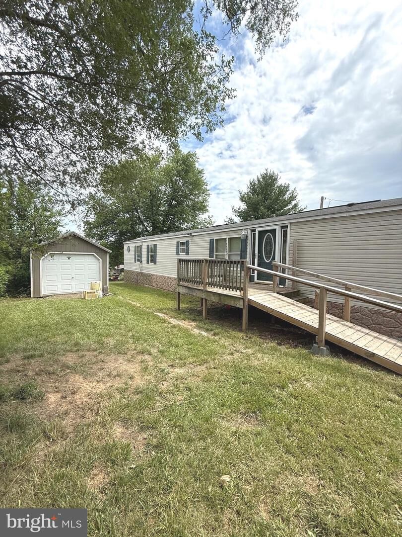 Property Photo: 6543 Winchester Avenue WV 25428