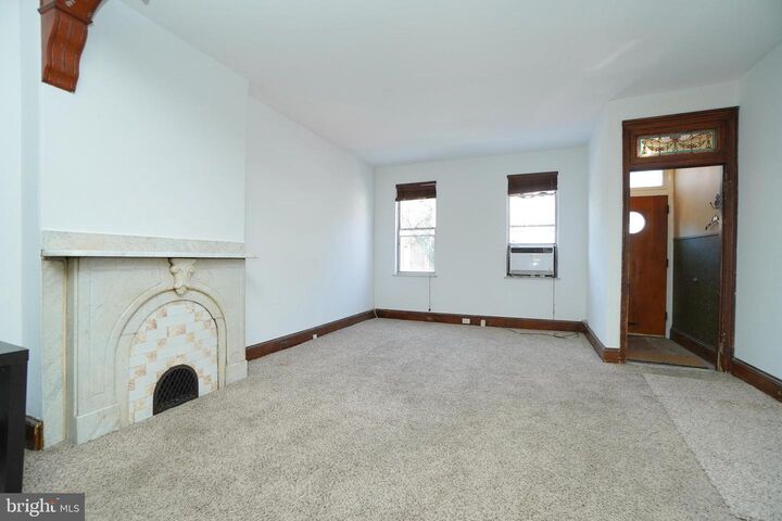 Property Photo: 1527 S 10th Street PA 19147