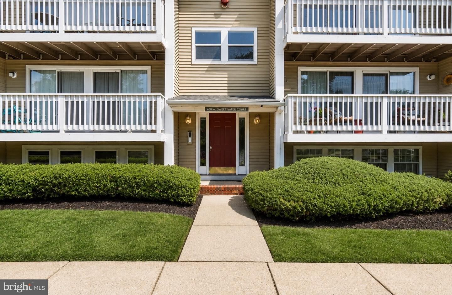 Property Photo:  59 Sweetfern Court  NJ 08053 