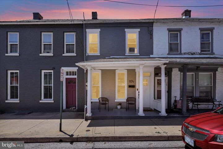 Property Photo: 10 S 5th Street 1/2 PA 17512