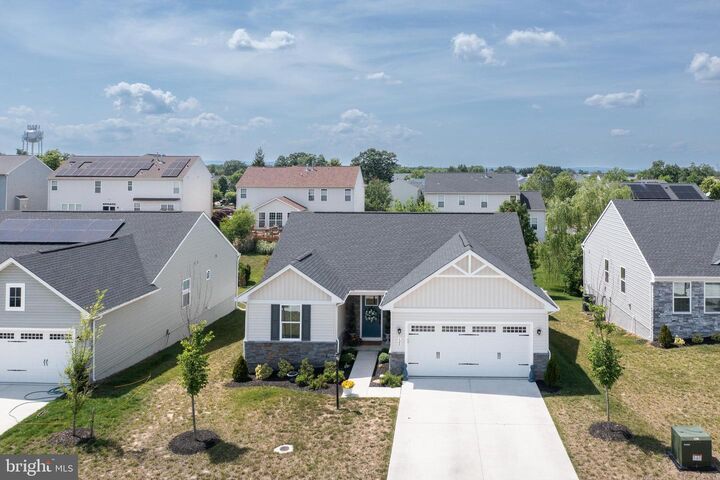 Property Photo:  120 Gabriel Court  VA 22602 