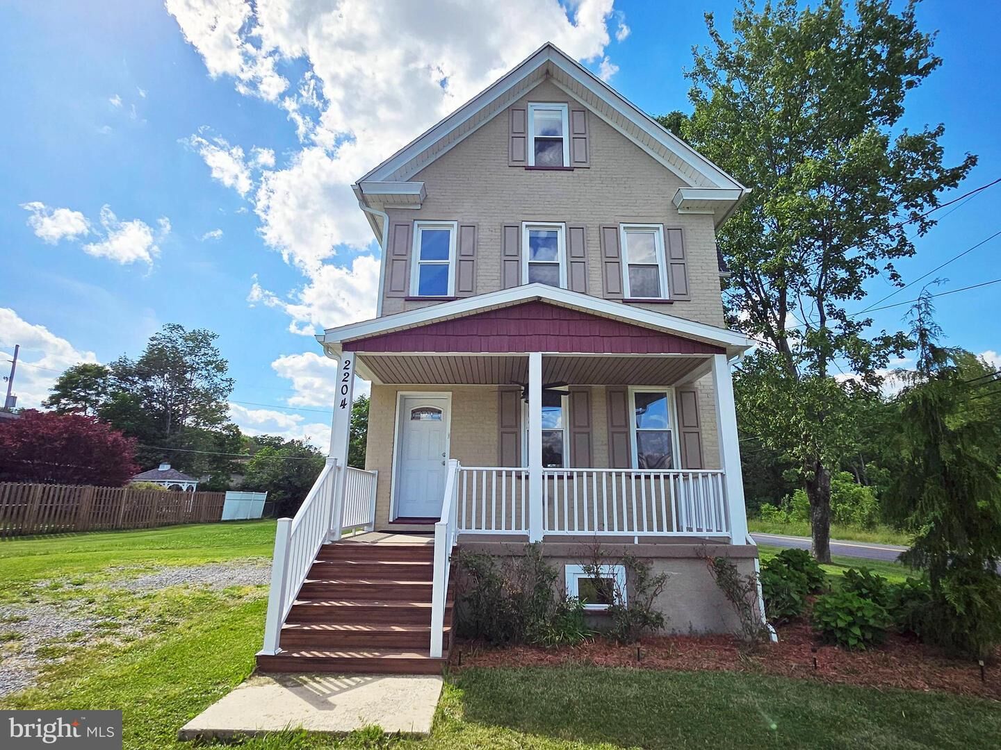 Property Photo: 2204 W 12th Street PA 16686