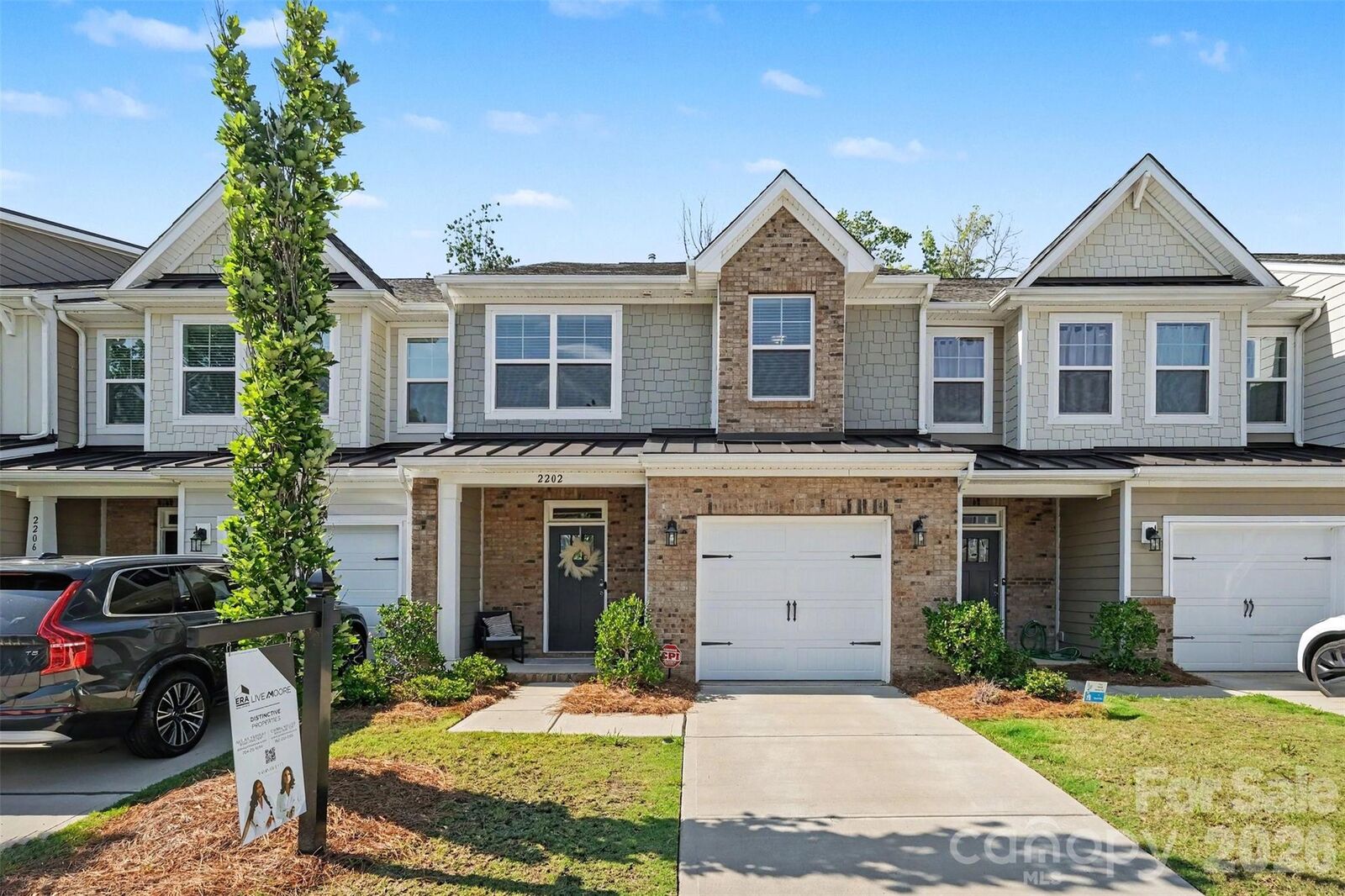Property Photo: 2202 Bexar Trail NC 28105