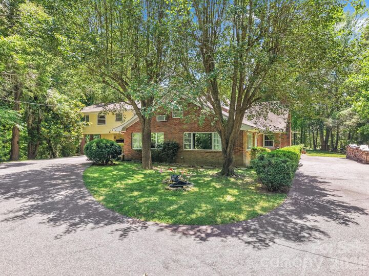 Property Photo:  3324 Hwy 28 Road S  NC 28713 