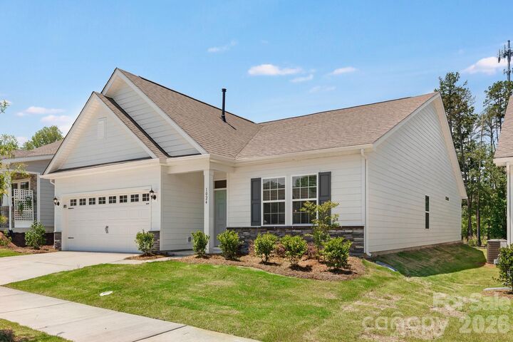Property Photo:  1024 Rosefield Court  NC 28079 