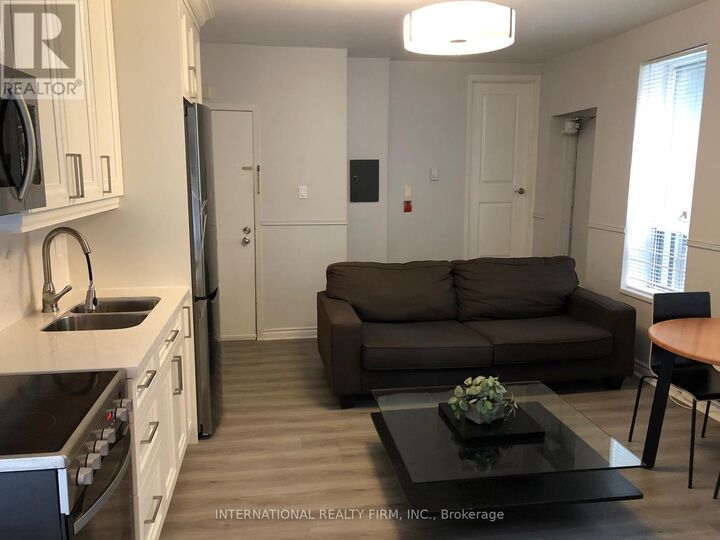 Property Photo:  274 George Street 2B  ON M5A 2N1 