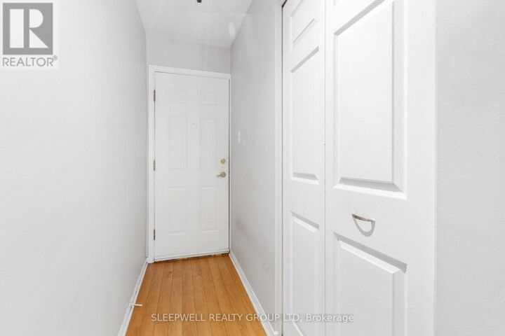 Property Photo:  226 Wilbrod Street 1  ON K1N 6L6 