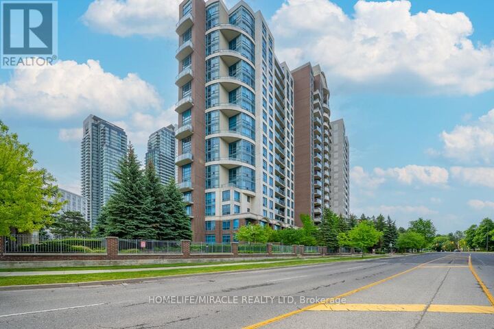Property Photo:  233 Beecroft Road 318  ON M2N 6Z9 