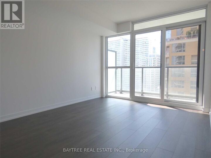 Property Photo:  125 Redpath Avenue 1707  ON M4S 2J9 