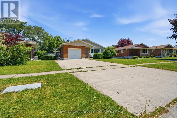 Property Photo:  6579 Crawford Street  ON L2E 5Z3 