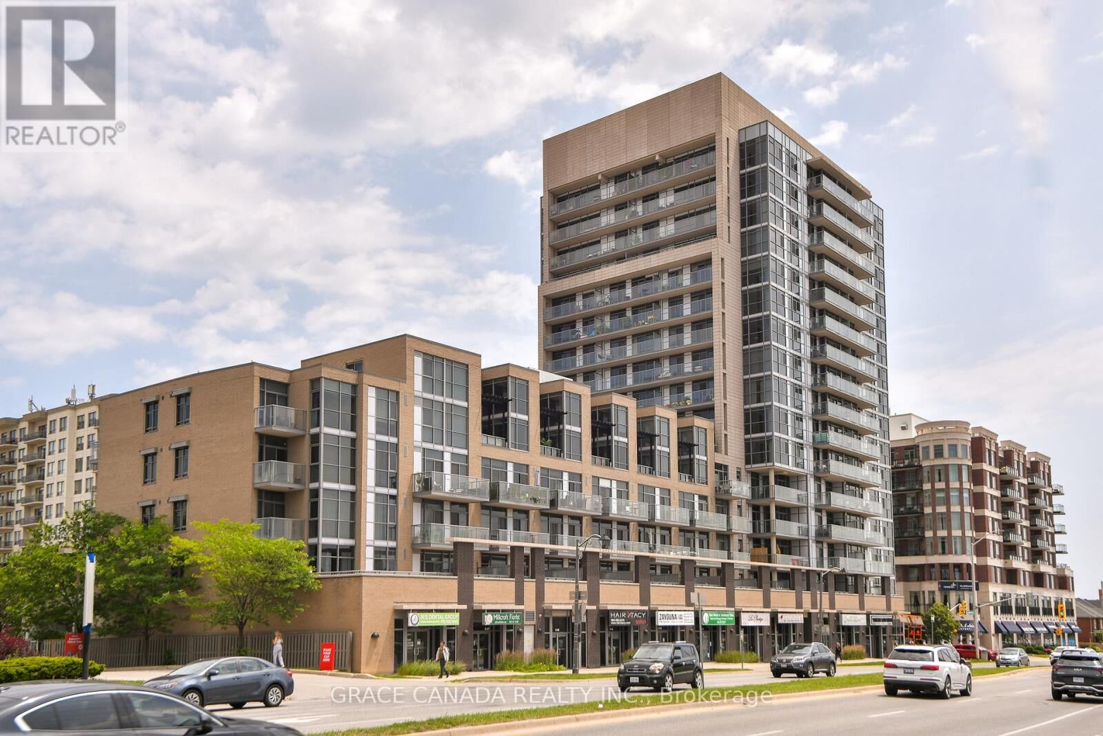 Property Photo:  1940 Ironstone Drive 508  ON L7L 0E4 