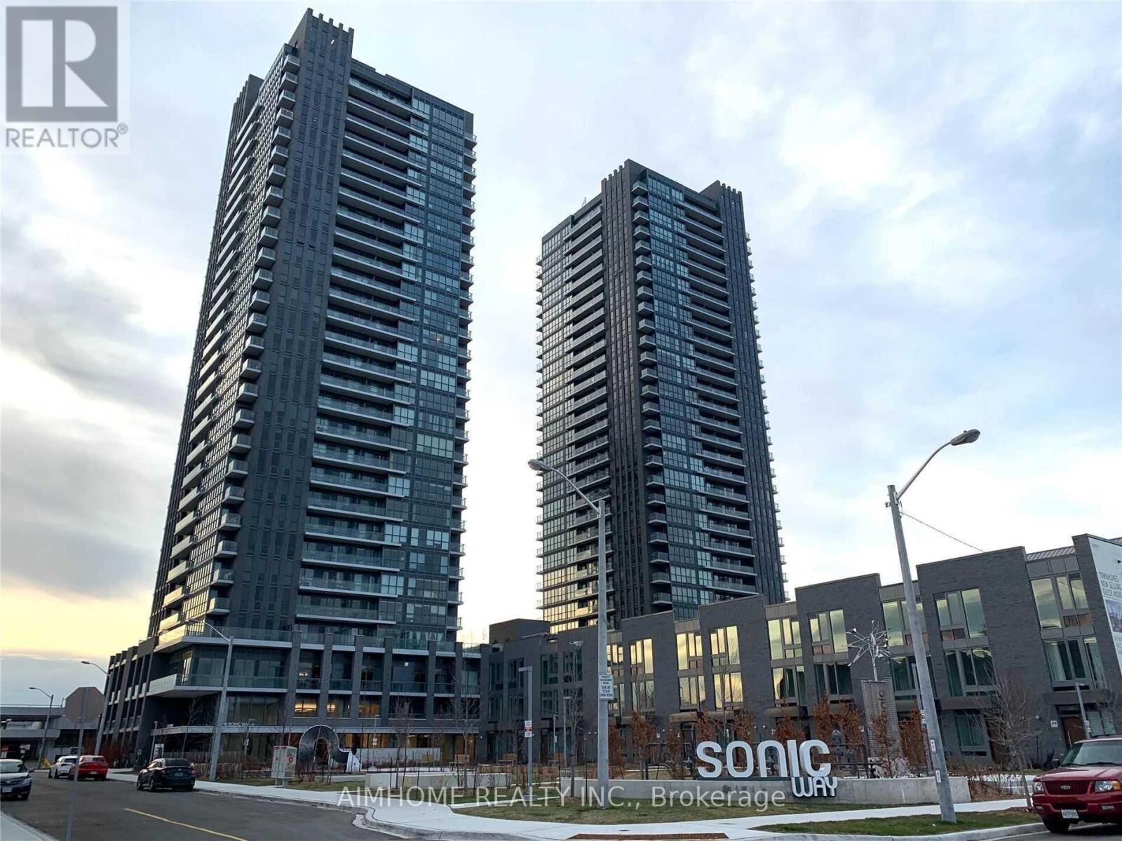 Property Photo: 6 Sonic Way 3108 ON M3C 0P1